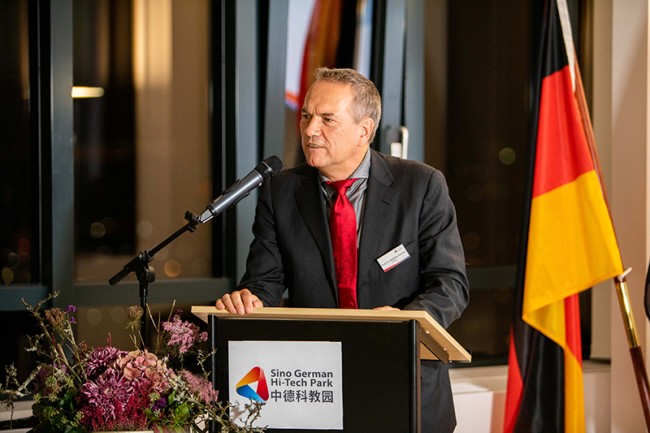 中德总商会于海德堡正式宣告成立 (Photo: Dittmer) 中德总商会于海德堡正式宣告成立 (Photo: Dittmer)