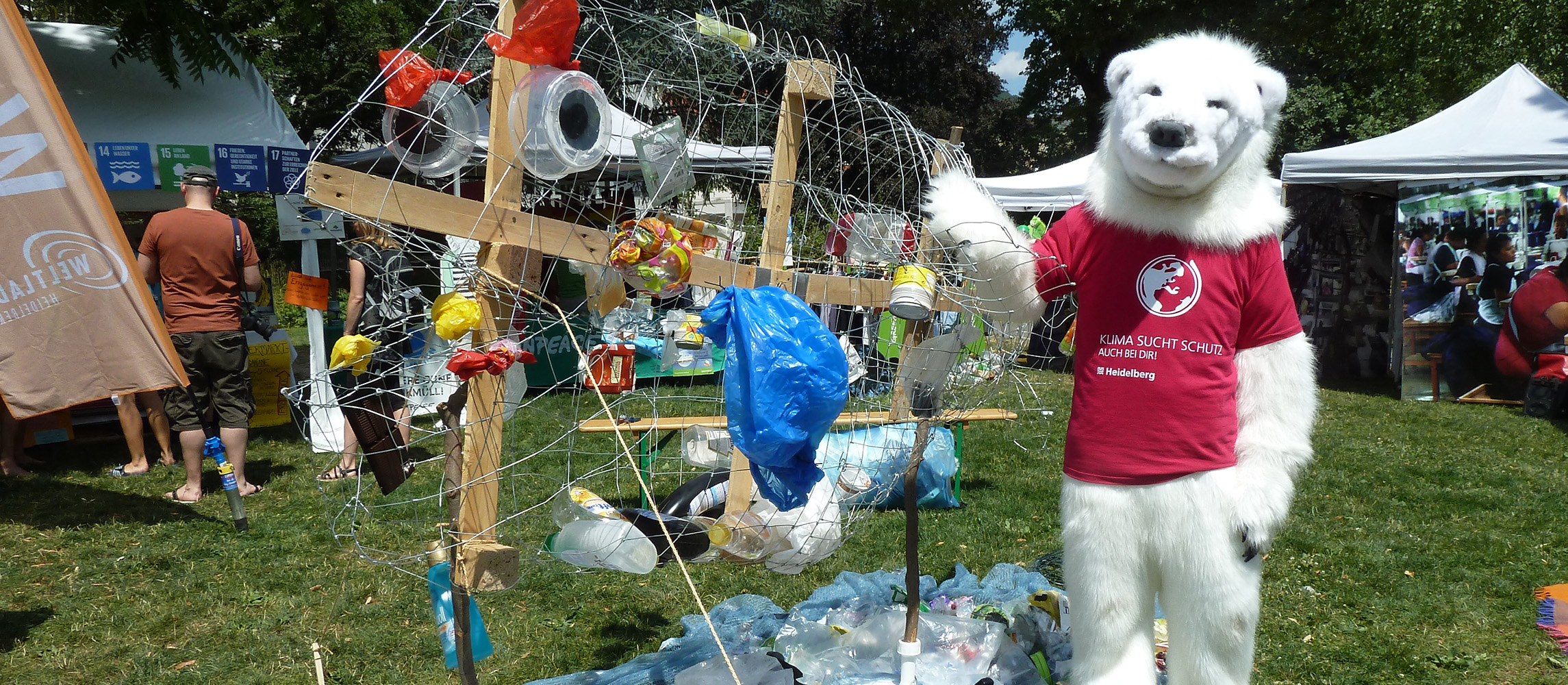 The polar bear is a mascot of the climate protection campain (photo: city of Heidelberg) The polar bear is a mascot of the climate protection campain (photo: city of Heidelberg)
